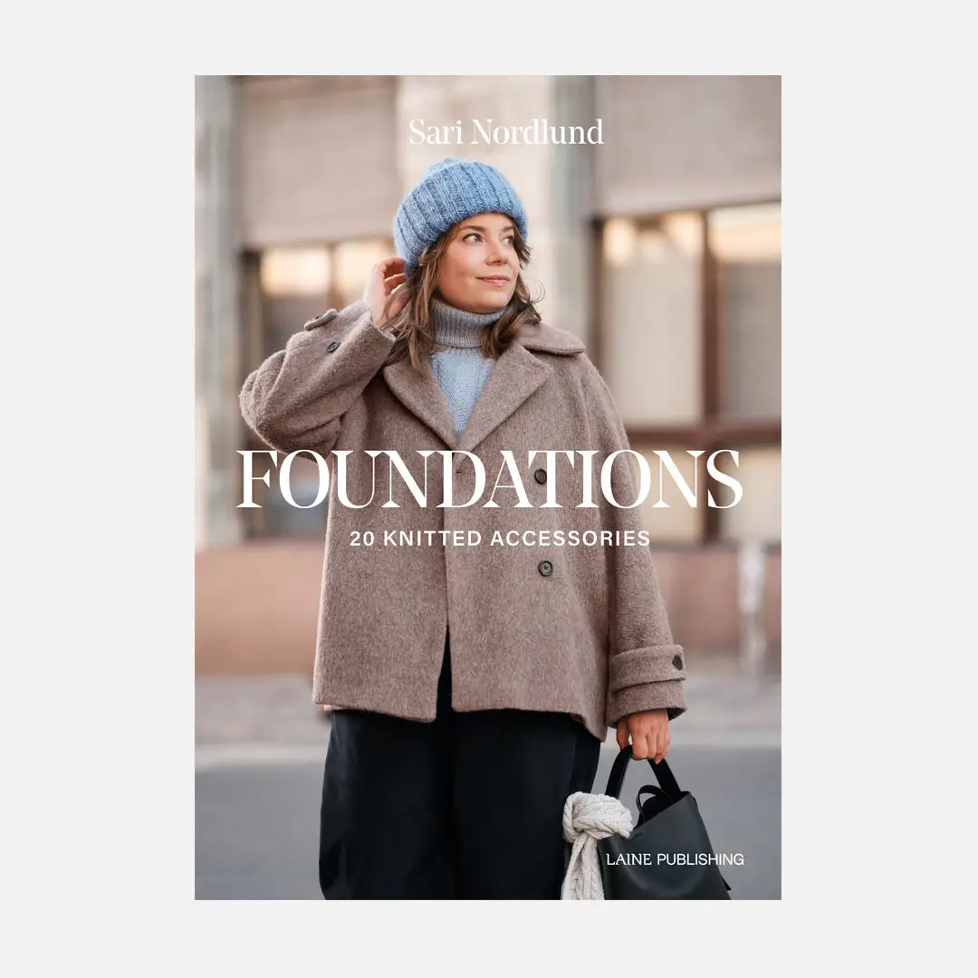 FOUNDATIONS - 20 Knitted Accessories